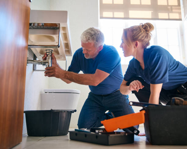 Best Faucet Repair  in Mastic, NY